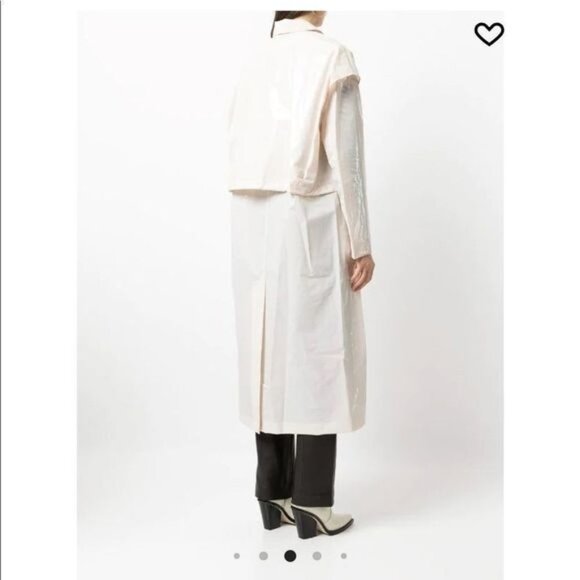 Cream Trench Coat with Classic Collar and Oversized Fit - Picture 5 of 16